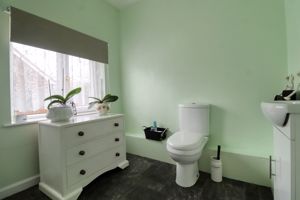 WC- click for photo gallery